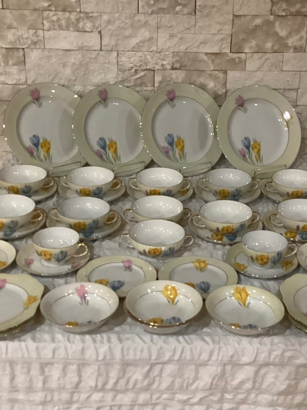 Vintage AMC China Germany ACC5 Crocus Tulip Floral Dinnerware - 40 Pieces